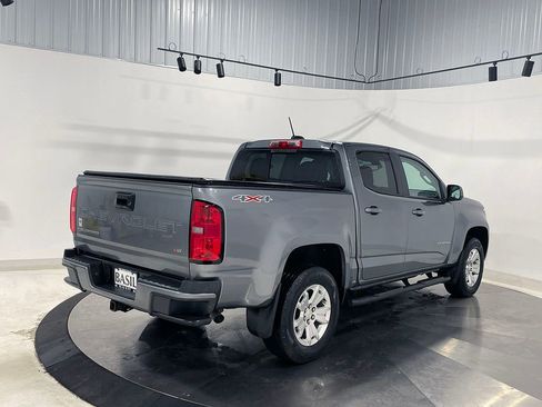 Used 2022 Chevrolet Colorado LT w/ LT Convenience Package AWD/4WD image 12