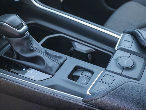 Certified 2025 Toyota Grand Highlander FWD image 20