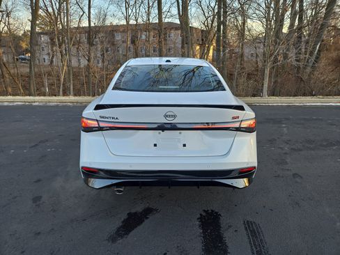 New 2026 Nissan Sentra SR w/ SR Premium Package image 8