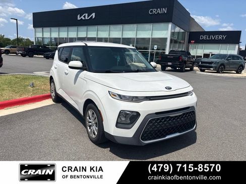 Certified 2021 Kia Soul LX FWD image 3