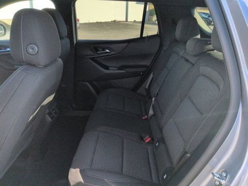 Used 2025 Chevrolet Equinox LT w/ Safety and Technology Package FWD image 13