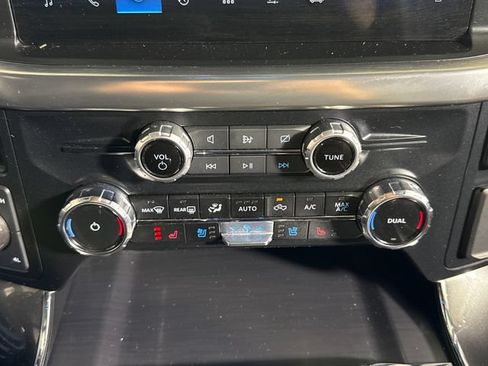 Used 2023 Ford F150 Lariat w/ Equipment Group 502A High AWD/4WD image 30