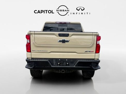 Used 2022 Chevrolet Silverado 1500 ZR2 image 6