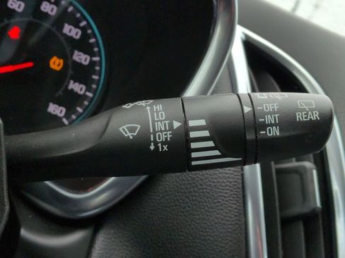 Used 2022 Chevrolet Equinox LT image 28