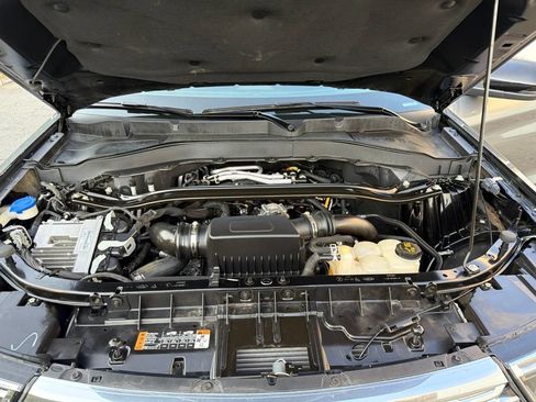Used 2022 Ford Explorer Platinum w/ Equipment Group 601A AWD/4WD image 43