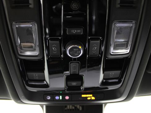 Used 2026 Chevrolet Suburban RST w/ RST Capability Package image 22