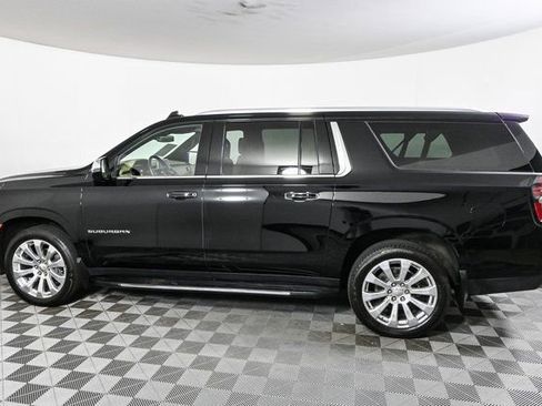 Used 2023 Chevrolet Suburban Premier image 27