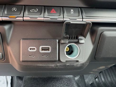 New 2026 Chevrolet Silverado 1500 W/T w/ WT Value Package AWD/4WD image 22
