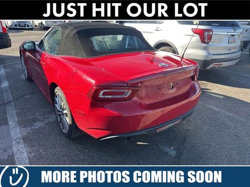 Used 2017 FIAT 124 Spider Lusso image 5