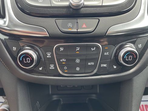 Used 2024 Chevrolet Equinox Premier AWD/4WD image 23