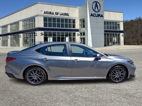 Used 2025 Toyota Camry SE w/ Multimedia Upgrade Package FWD image 7