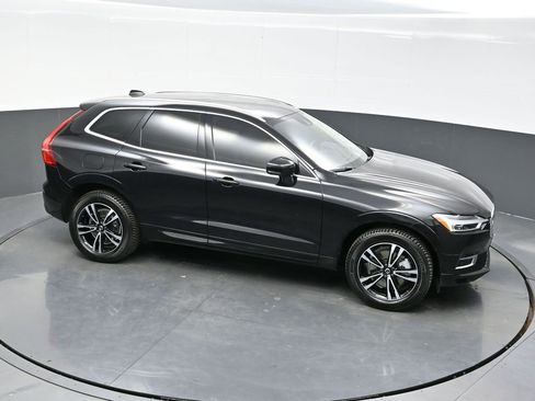 Used 2020 Volvo XC60 T8 Momentum image 37