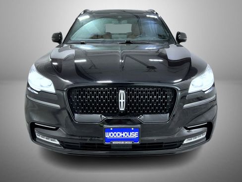 Certified 2023 Lincoln Aviator Black Label w/ Jet Package image 2