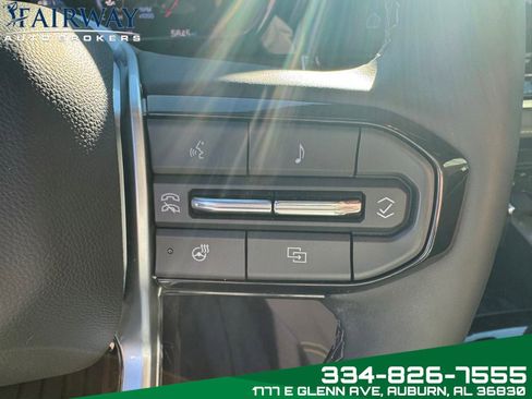 Used 2024 Chevrolet Colorado ZR2 w/ ZR2 Convenience Package III image 19