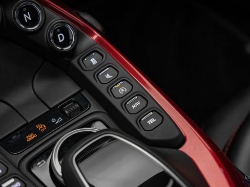 Used 2019 Aston Martin V8 Vantage Coupe RWD image 62