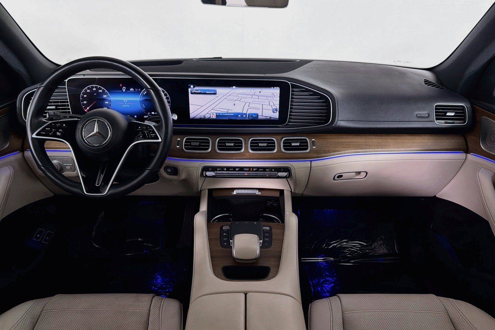 Certified 2024 Mercedes-Benz GLE 450e 4MATIC w/ AMG Line Exterior image 5