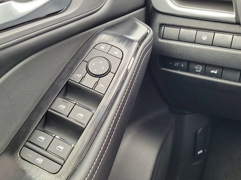 Certified 2026 Nissan Rogue SV FWD image 19