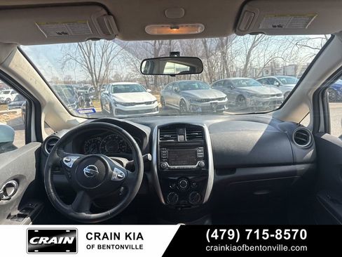 Used 2017 Nissan Versa Note SR image 9