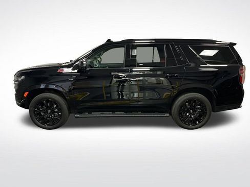 Used 2022 Chevrolet Tahoe Z71 w/ Off-Road Capability Package AWD/4WD image 2