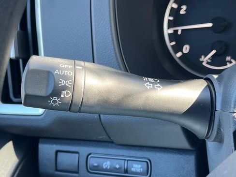 New 2025 Nissan Frontier SV AWD/4WD image 33
