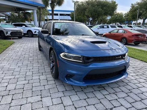 Used 2023 Dodge Charger Scat Pack w/ Plus Group RWD image 17