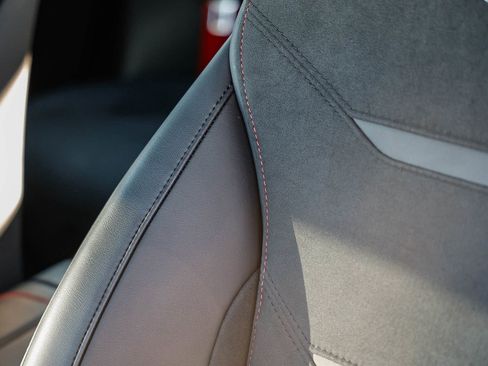 Certified 2024 Mercedes-Benz GLC 43 AMG 4MATIC image 25