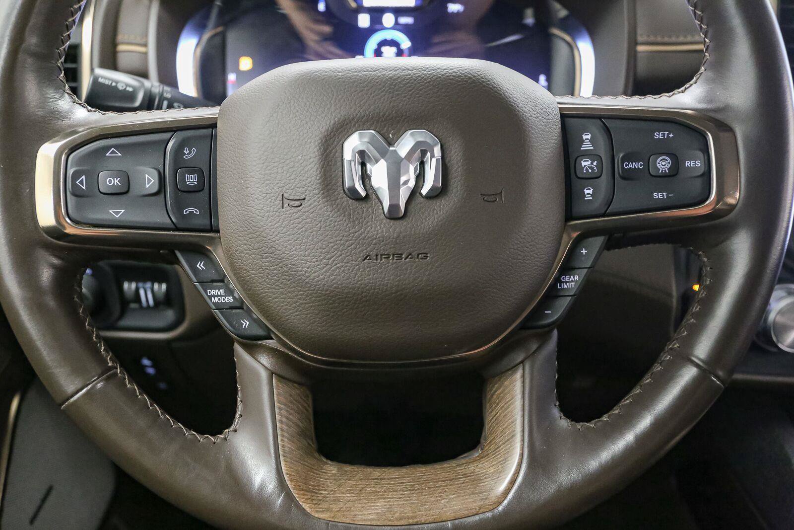 Used 2025 RAM 1500 Limited AWD/4WD image 40