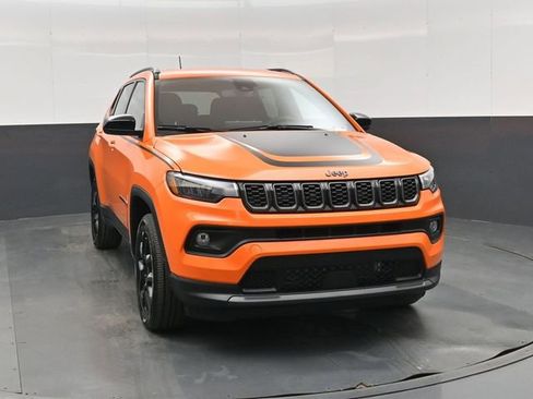 New 2026 Jeep Compass Latitude AWD/4WD image 9