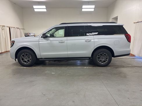 New 2026 Ford Expedition Max Active image 5