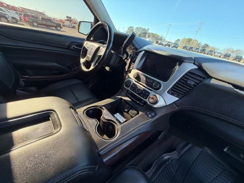 Used 2015 GMC Yukon SLT w/ Open Road Package image 14