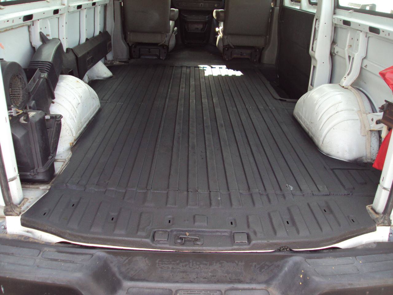 Used 2014 Chevrolet Express 1500 AWD image 10