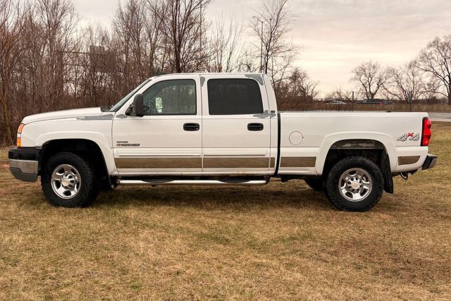 Used 2006 Chevrolet Silverado 2500 4x4 Crew Cab image 2