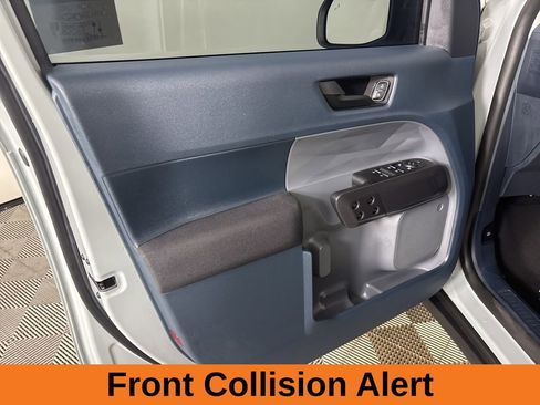 Used 2024 Ford Maverick XL image 8