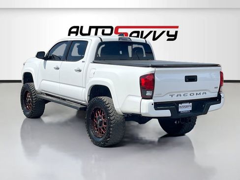 Used 2023 Toyota Tacoma SR5 RWD image 5