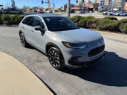 New 2026 Honda HR-V EX-L image 3