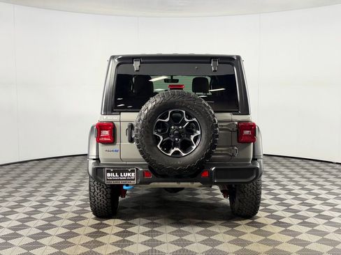 Used 2023 Jeep Wrangler Unlimited Rubicon 4xe AWD/4WD image 9