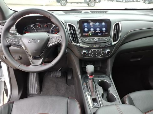 Used 2024 Chevrolet Equinox RS w/ RS Leather Package image 19