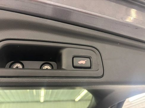 Used 2021 Honda Pilot Touring image 41