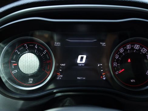 Used 2019 Dodge Challenger R/T Scat Pack RWD image 41