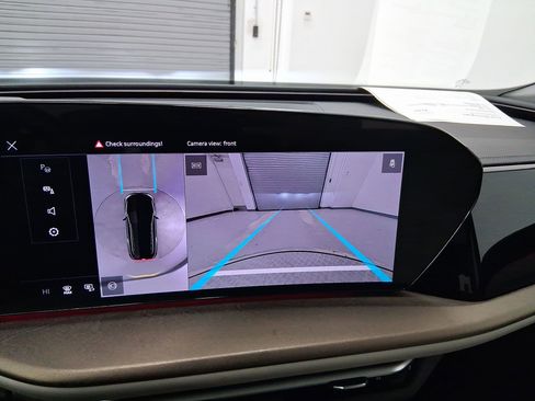 Certified 2025 Audi Q5 Premium w/ Convenience Package image 25