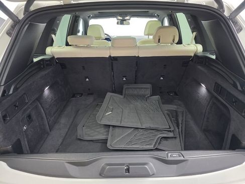 Used 2024 BMW X5 sDrive40i w/ Premium Package image 16