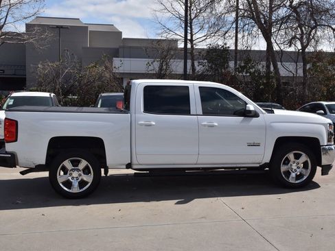 Used 2018 Chevrolet Silverado 1500 LT w/ Texas Edition image 6