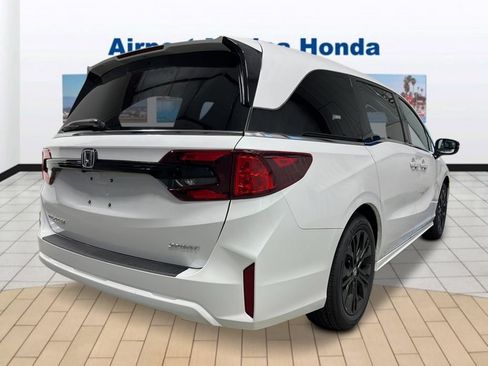 New 2026 Honda Odyssey Sport-L image 5