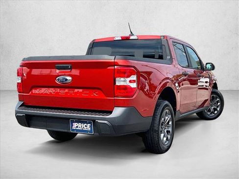 Used 2023 Ford Maverick XLT FWD image 2