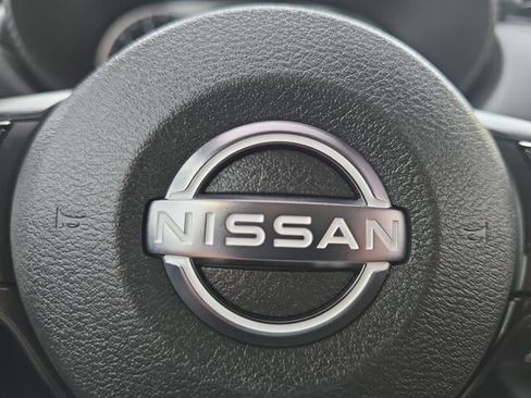 Used 2024 Nissan Versa S w/ S Plus Package image 5