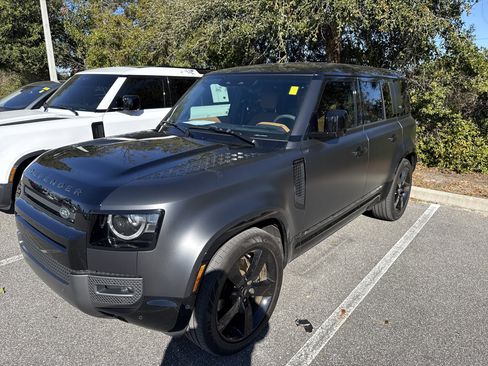 Used 2024 Land Rover Defender 110 Carpathian Edition image 2