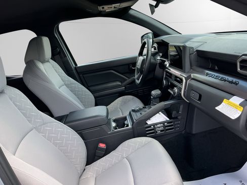 New 2026 Toyota Tacoma SR5 AWD/4WD image 15