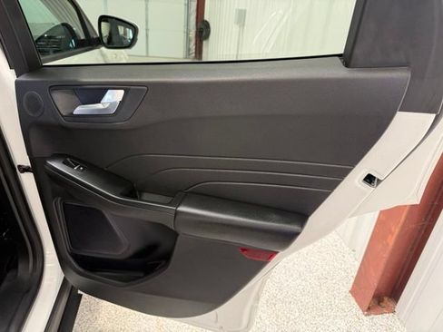 Used 2024 Ford Escape ST-Line Elite w/ Premium Technology Package AWD/4WD image 16