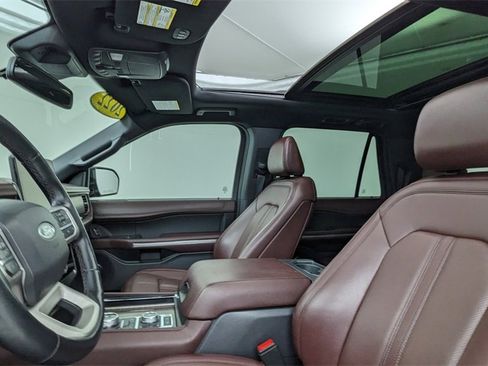 Certified 2022 Ford Expedition Max Limited image 3