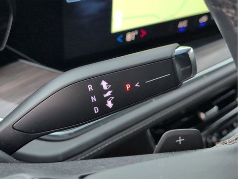 Used 2025 Chevrolet Tahoe LS image 21